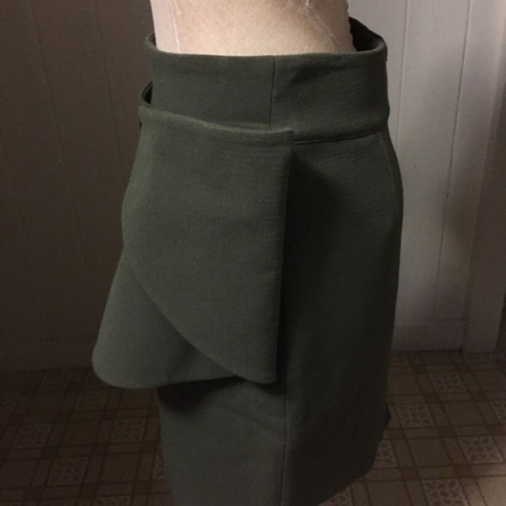AQ AQ sz US 4 HELENA SKIRT Olive Green Bow - Picture 4 of 8